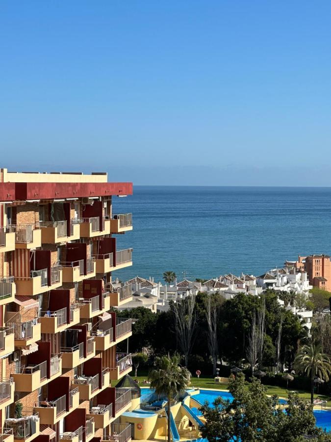 Apt Centrico Con Vistas Y Piscinas Benalmádena Exterior foto